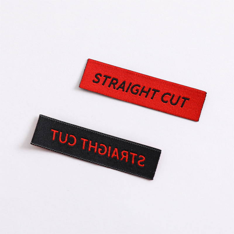 Nhãn dệt may cắt thẳng